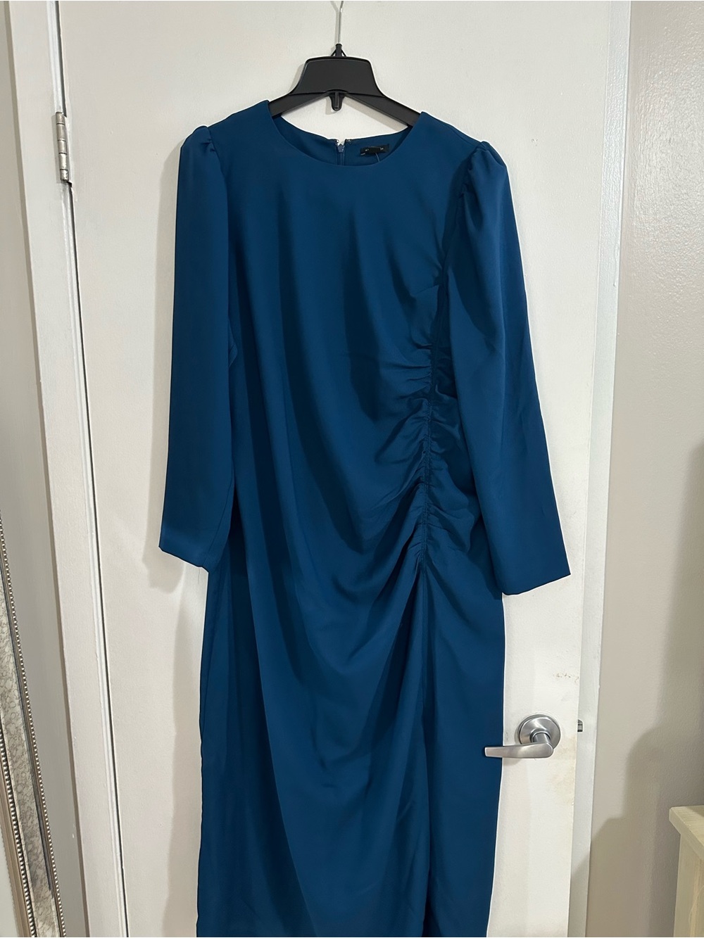 Ann Taylor Elegant Teal mid lefty  Long Sleeve Ruched Dress